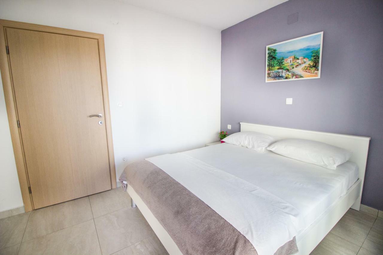 Colic Daire Njivice Dış mekan fotoğraf